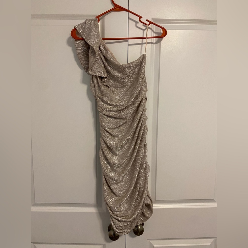 One should express dress
